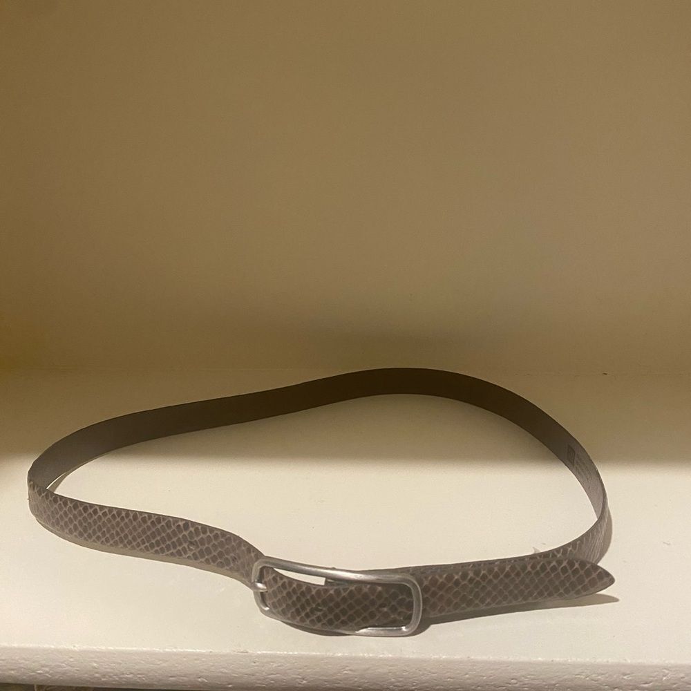 Gap Women cool tone brown animal print genuine leather belt